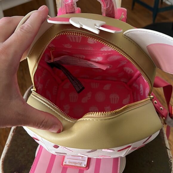 Disney X Loungefly Marie of the Aristocats Cupcake Backpack & Wallet Set - Picture 10 of 16